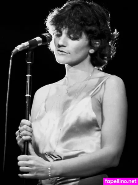 Linda Ronstadt OnlyFans Thumbnail #sfuwsGanwN