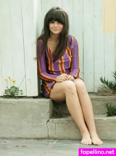 Linda Ronstadt OnlyFans Thumbnail #tAvyXk5WLs