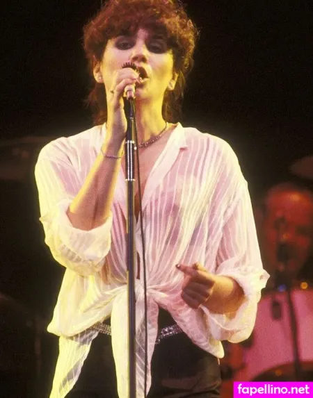 Linda Ronstadt OnlyFans Thumbnail #wuee7yUrNa