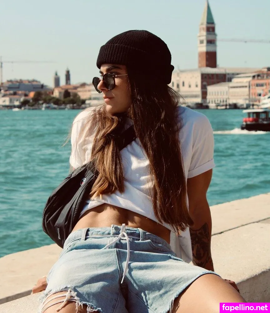 Linda Weiszewski Nude Leaked OnlyFans Photo #8pOfYLLBcU