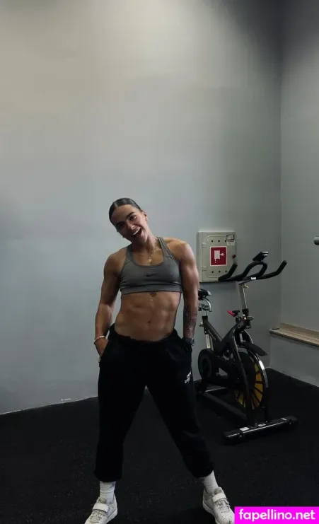 Linda Weiszewski OnlyFans Thumbnail #A2NR2kb3nx