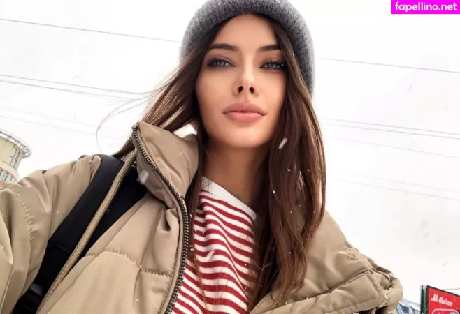 Linda X OnlyFans Thumbnail #LbAfe9RnGw