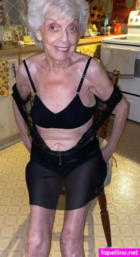 Lindahope1939 OnlyFans Thumbnail #HdTj6htRE7