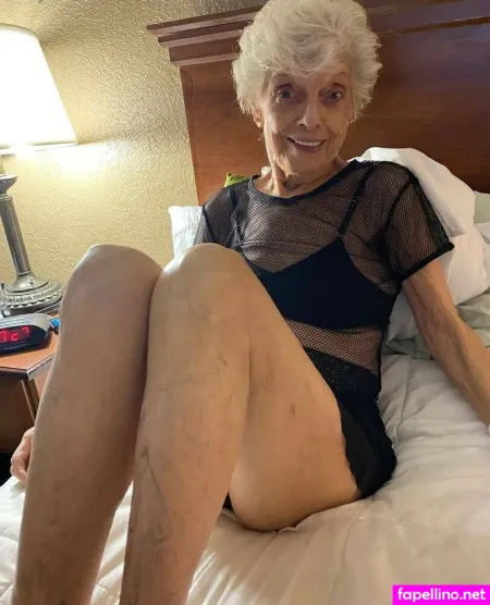 Lindahope1939 OnlyFans Thumbnail #QaGHVKSiXi