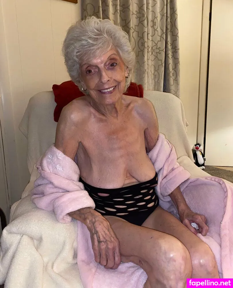 lindahope1939 Nude Leaked OnlyFans Photo #SfONE2EPSM