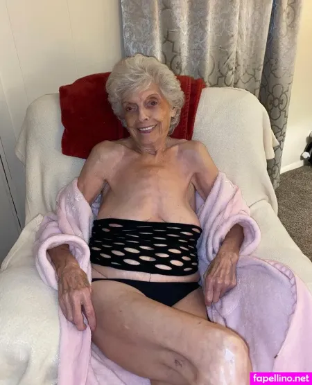 Lindahope1939 OnlyFans Thumbnail #Vm6H3POs1u