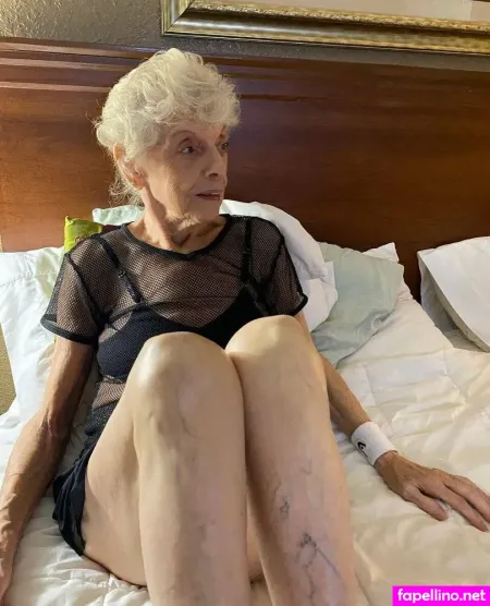 Lindahope1939 OnlyFans Thumbnail #Yz6OxefHGD