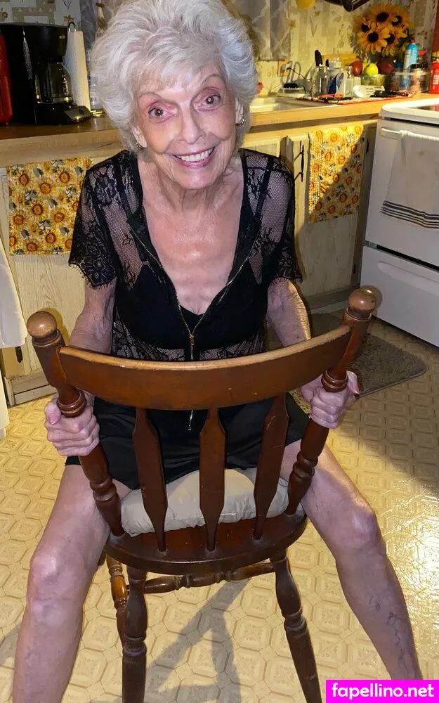 lindahope1939 Nude Leaked OnlyFans Photo #gLL4gB3Wd5