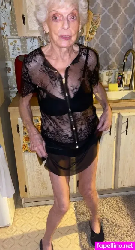 Lindahope1939 OnlyFans Thumbnail #hMTZyjKgRT