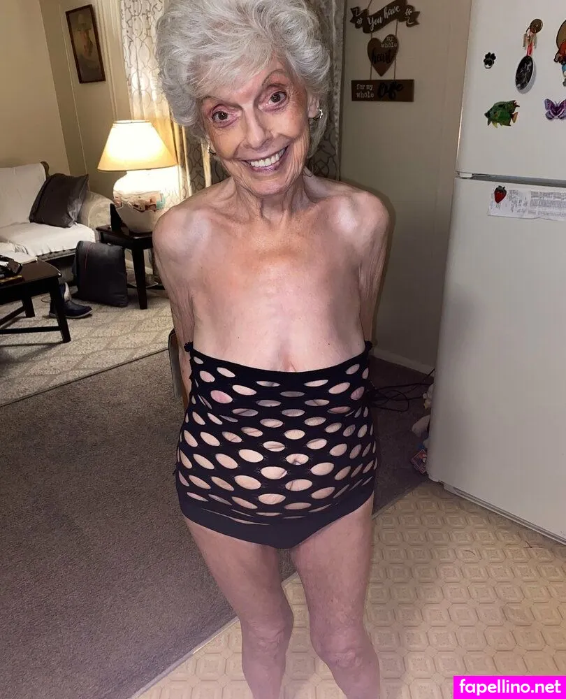 lindahope1939 Nude Leaked OnlyFans Photo #m7jSnM8Hm2