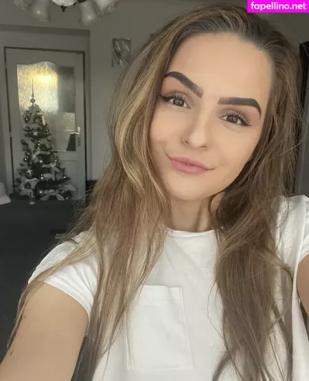 Lindanew OnlyFans Thumbnail #0AHCEBqw3C