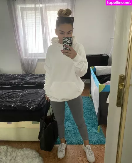 Lindanew OnlyFans Thumbnail #69GshpXY68