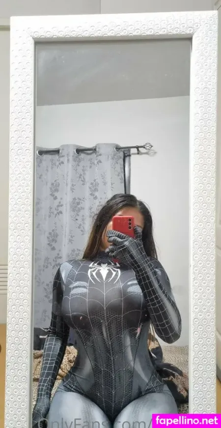 Lindanok Main Profile Photo