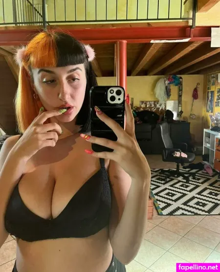 Lindastabilini Official OnlyFans Thumbnail #qBPWJidBvy