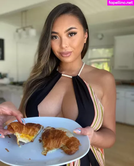Lindavo OnlyFans Thumbnail #f2LQ3nJj9R