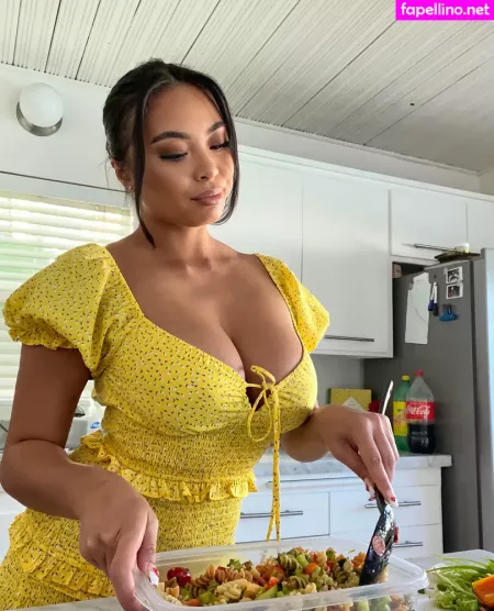 Lindavo OnlyFans Thumbnail #ugSqSDwSVo