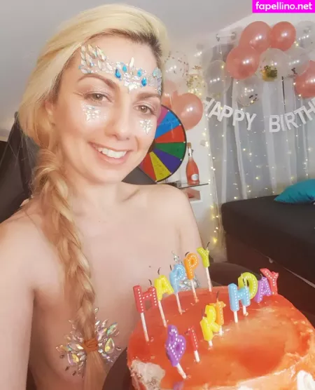 Lindawhite OnlyFans Thumbnail #H7LMV8oFio