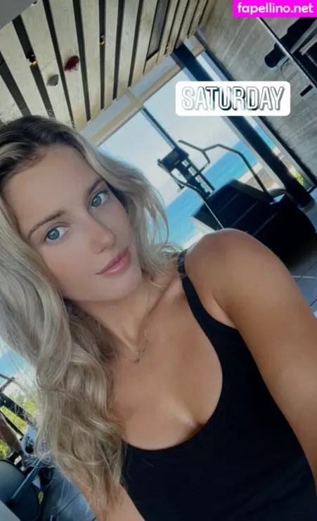 Lindsay Brewer 4 OnlyFans Thumbnail #77ioBaOAtu
