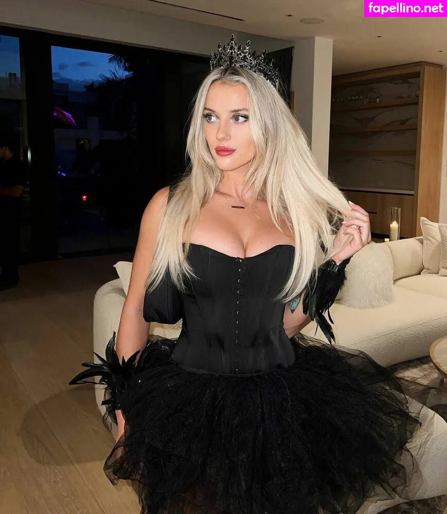 lindsaymariebrewer, tonia_williams Nude Leaked OnlyFans Photo #zMIX0dCEhT