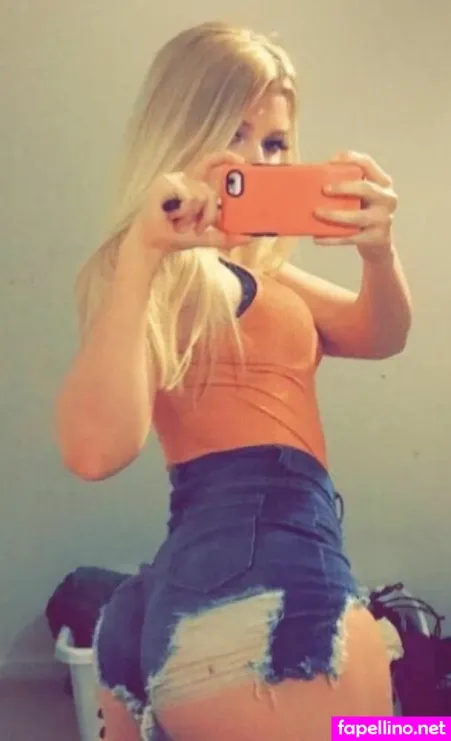 Lindsay Capuano 32 OnlyFans Thumbnail #bZ5n84OSvn