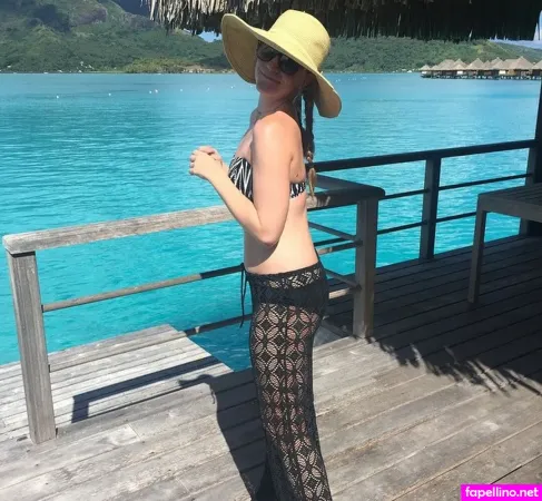 Lindsay Defranco OnlyFans Thumbnail #9EDHXSZPxo