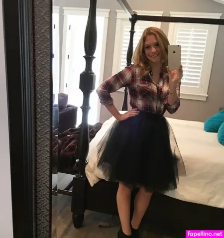 Lindsay Defranco OnlyFans Thumbnail #lZkyjTp9D2