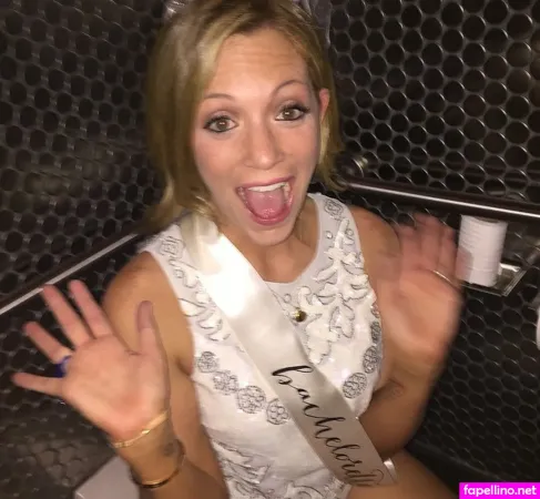 Lindsay Defranco OnlyFans Thumbnail #xufSkRFcsv