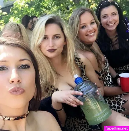 Lindsay Hydorn OnlyFans Thumbnail #rI1eJQP2fk