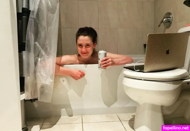 Lindsay Mullan 1 OnlyFans Thumbnail #JSiru2ilOZ