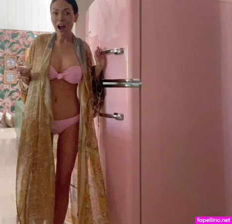 Lindsay Price OnlyFans Thumbnail #l9B5H0u9wO