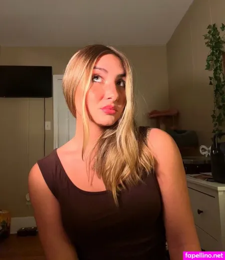 Lindsay Sento OnlyFans Thumbnail #Aqd2wKD1E1