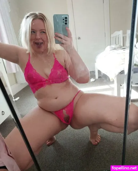 Lindsayfox OnlyFans Thumbnail #ezOzNBwVh3