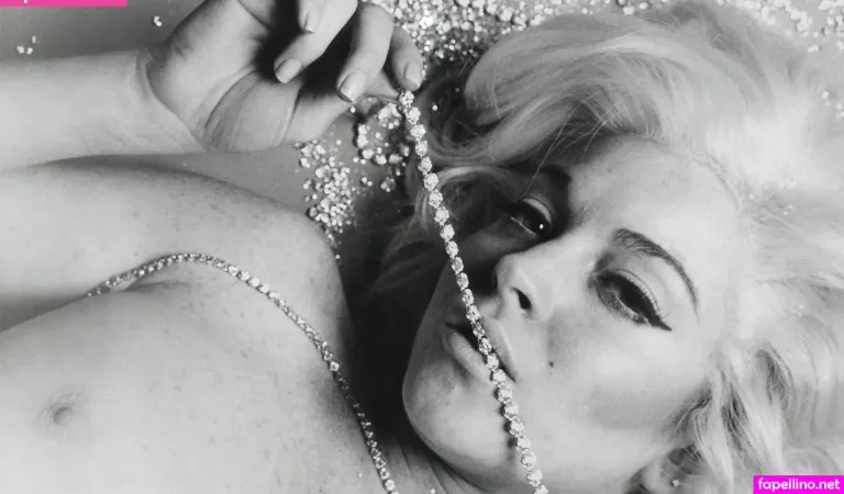 Lindsaylohan Main Profile Photo