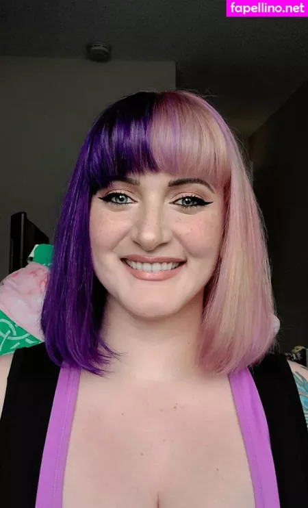 Lindsaylovecosplay OnlyFans Thumbnail #w3u0jideN0