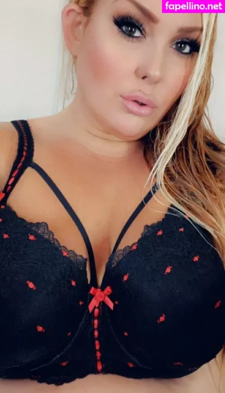 Lindseefoxxx OnlyFans Thumbnail #MefL6kVmjU