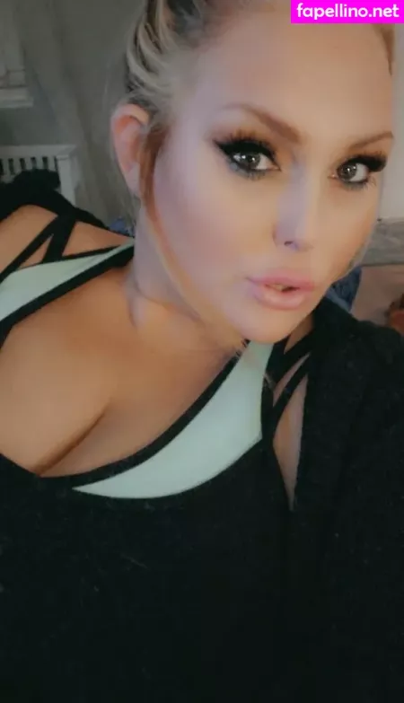 Lindseefoxxx OnlyFans Thumbnail #V28ovEhGeg