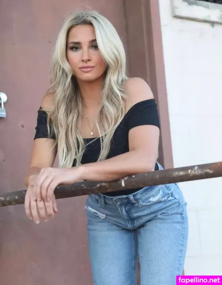 Lindsey Nance OnlyFans Thumbnail #CfYxtRuvaq