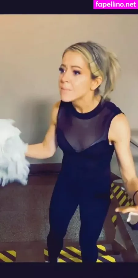 Lindsey Stirling OnlyFans Thumbnail #76DWJ7oGly