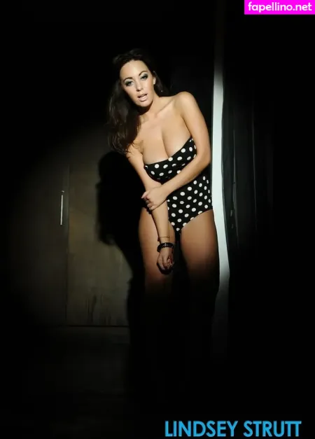 Lindsey Strutt OnlyFans Thumbnail #bNK0UsKEiE