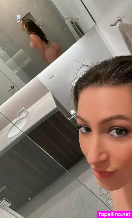 Lindseybaseball OnlyFans Thumbnail #b90ToG2TWu