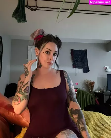 Lindseyjenningz OnlyFans Thumbnail #o0zgpZ30bx