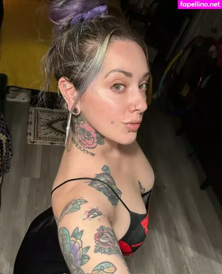 Lindseyjenningz OnlyFans Thumbnail #xWVQXt8vkH