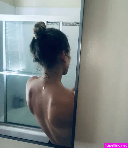 Lindsley Register OnlyFans Thumbnail #FbEf3IrlUK