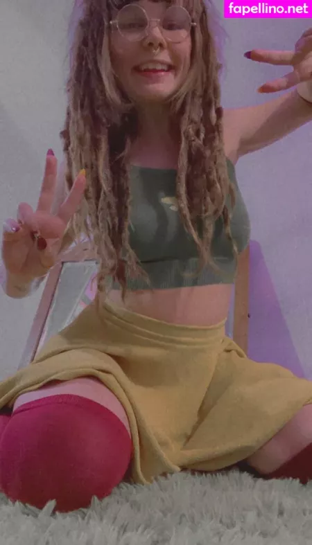 Lindssforfree OnlyFans Thumbnail #l7fAPVApKm