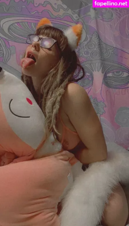 Lindssforfree OnlyFans Thumbnail #yEJXGWsFl7