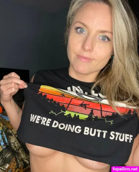 Lindzeee Lee OnlyFans Thumbnail #9zjQO105H2