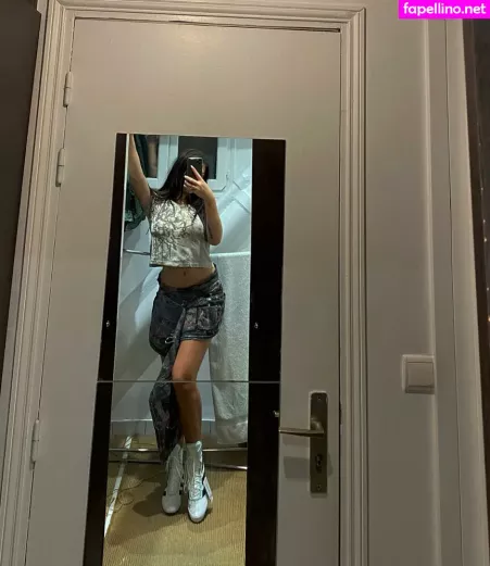Linea Sindt OnlyFans Thumbnail #1rKWA1azLM