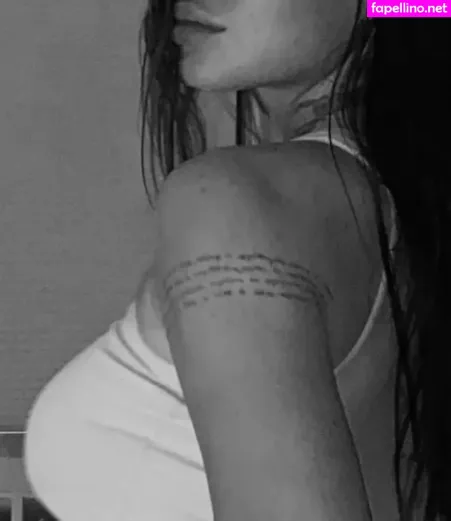 Linea Sindt OnlyFans Thumbnail #t5bHux6NJa