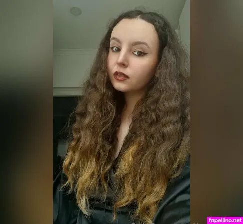 Lineademie OnlyFans Thumbnail #y4AWCb5dRF