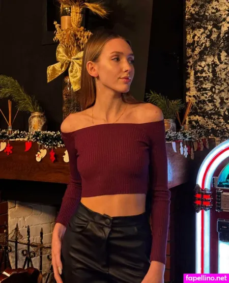 Linesa OnlyFans Thumbnail #XTpYTxrIVl